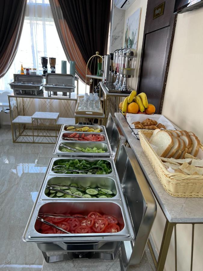 Blue Rose Hotel Al Amarat Екстер'єр фото